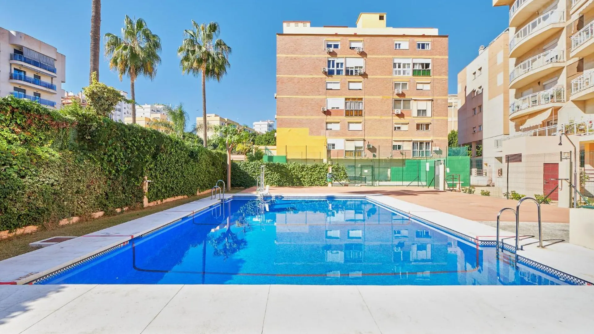 Carril De Mar Apartment Malaga